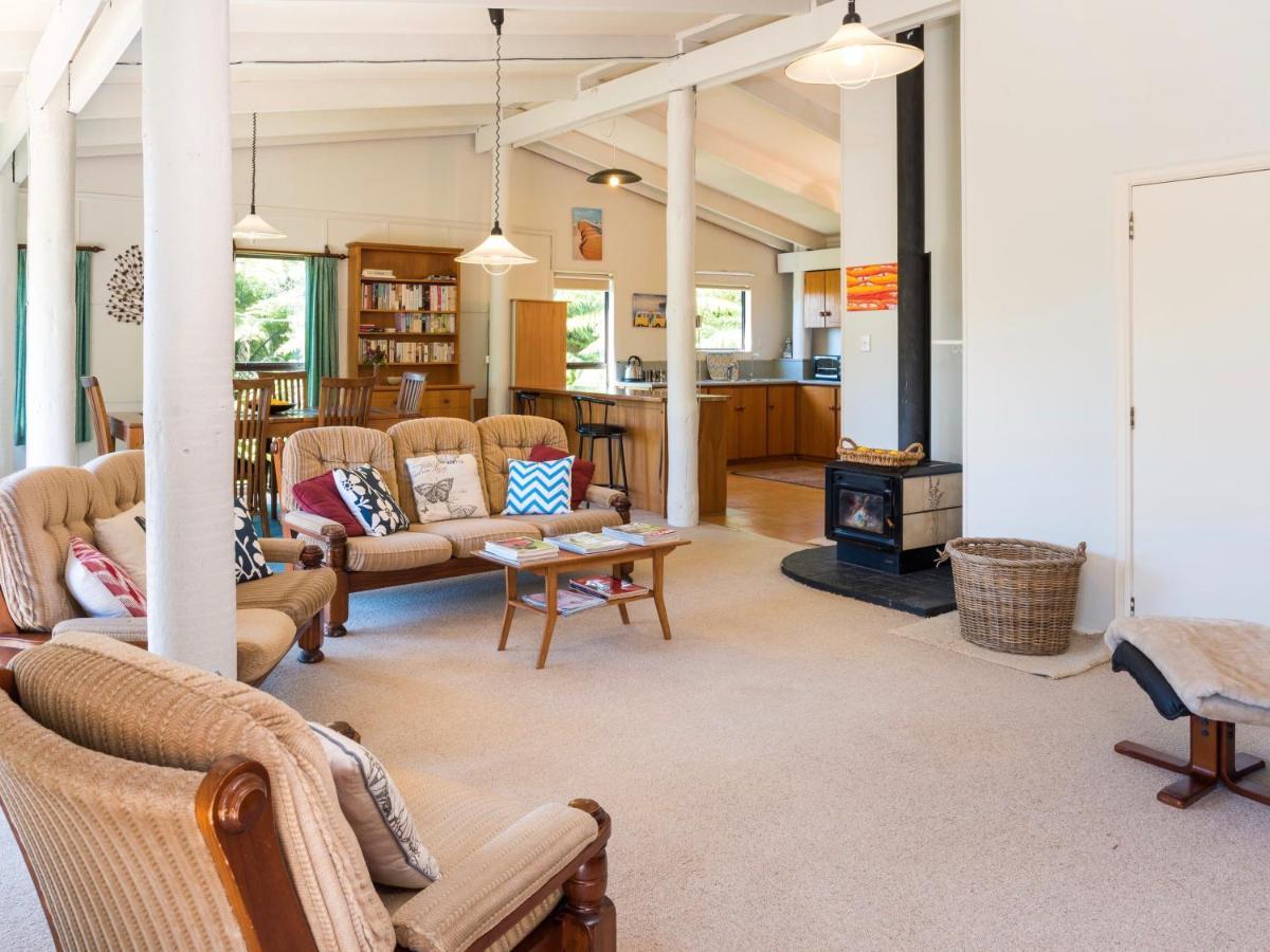 Serene Sounds - Anakiwa Holiday Home Luaran gambar